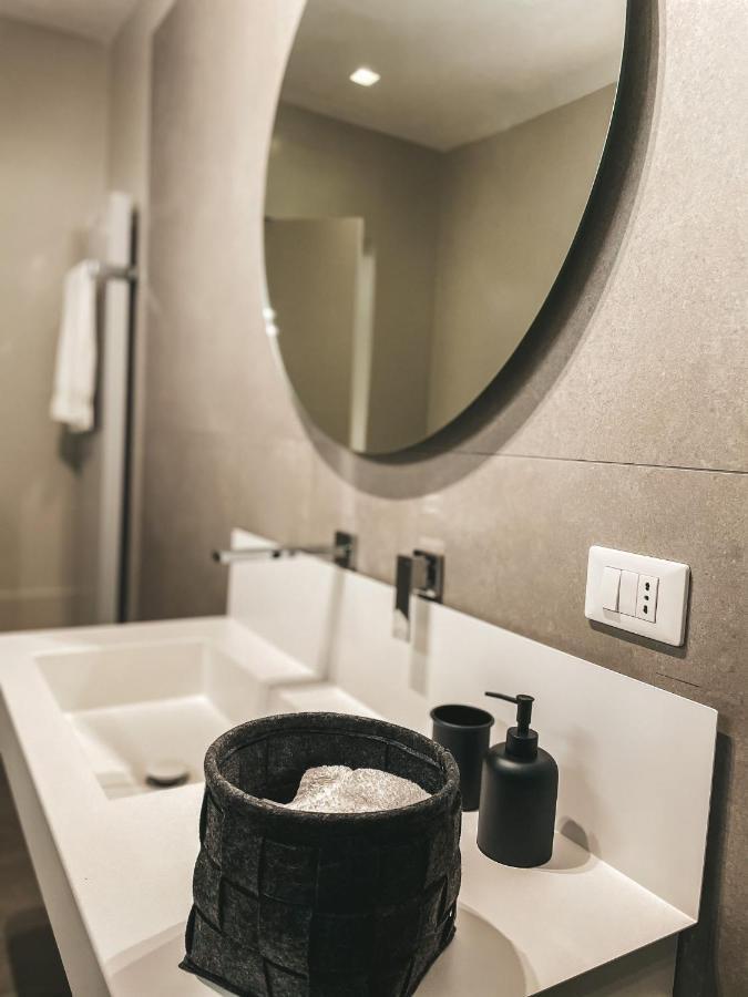 Real Street 21 Apartment เลชเช ภายนอก รูปภาพ